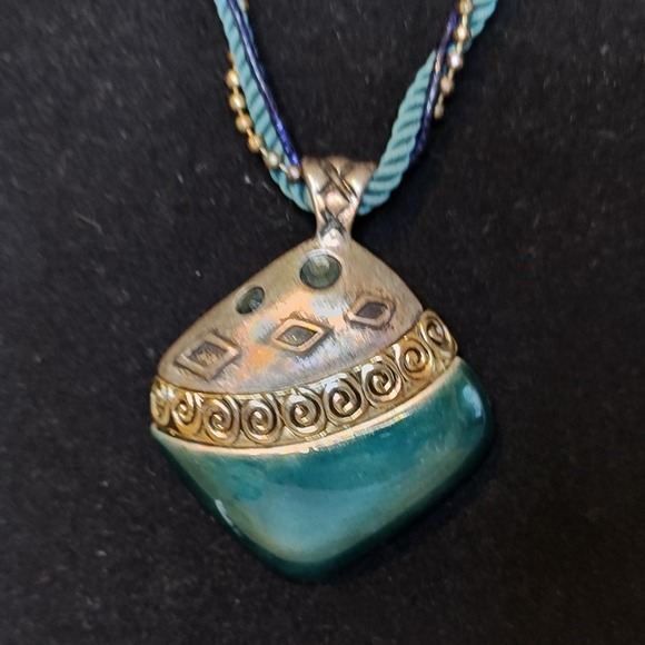 Chico's Pendant Necklace Beaded Braided Cord Silver Tone Swirl Jewelry‎ - Picture 2 of 12